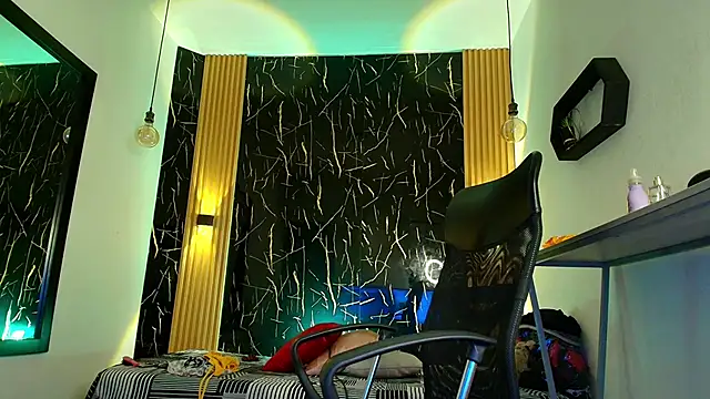 Bella salvatore online show from 18, 4, 2026