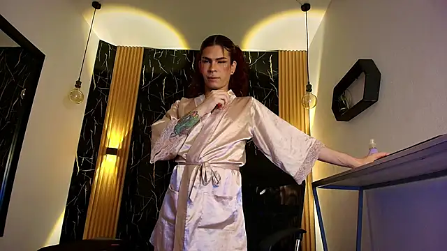 Bella salvatore online show from 28, 4, 2026