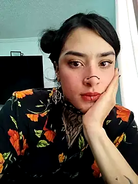 taaylor33 online show from 15, 10, 2025