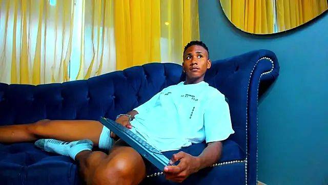 Ethan Fox11 online show from 18, 4, 2026