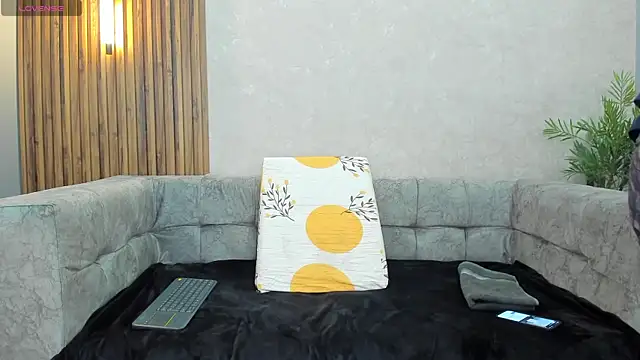 Johan Williams 07 online show from 17, 7, 2026