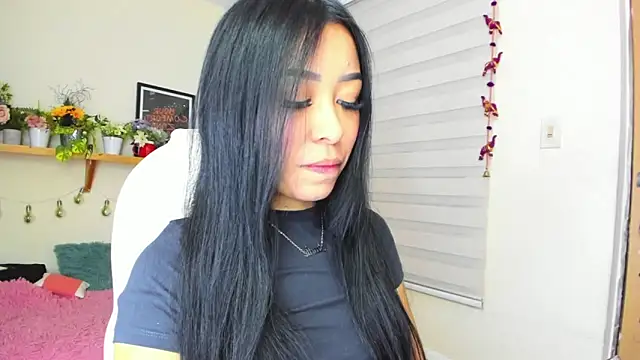 Starliee   online show from 23, 1, 2025