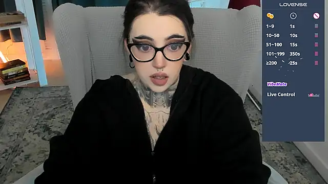 Dixi Pixi  online show from 14, 6, 2026