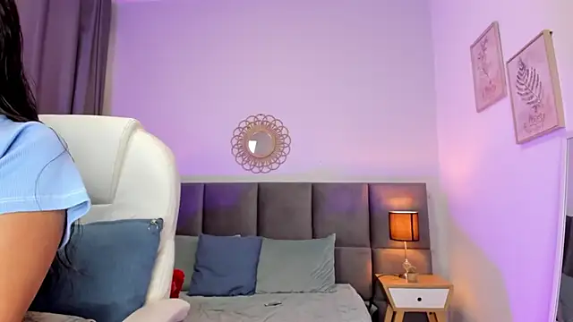 Chloe fischer  online show from 19, 2, 2026