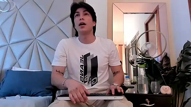 Karimferrer online show from 7, 1, 2025