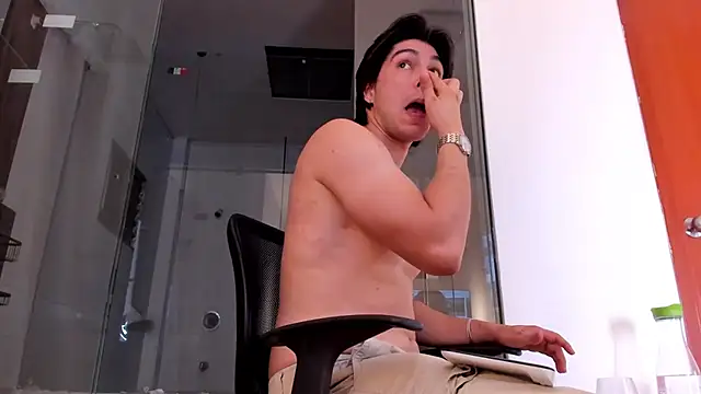 Karimferrer online show from 3, 2, 2025