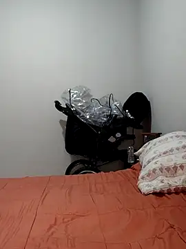 LisbethMoore  online show from 12, 4, 2026