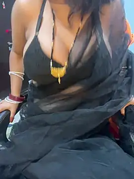 Spicy sari girl online show from 17, 3, 2025