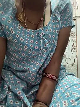 Spicy sari girl online show from 6, 4, 2026