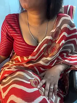 Spicy sari girl online show from 31, 5, 2026