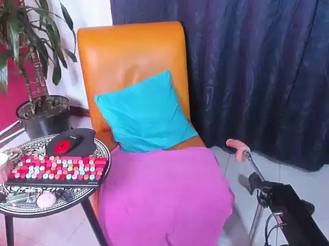 BrendaSex Hot online show from 4, 11, 2025