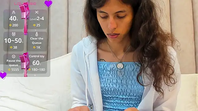 FreyaMoller online show from 4, 2, 2025