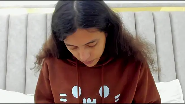 FreyaMoller online show from 15, 12, 2025