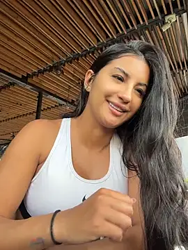 Kimm khalifa online show from 1, 5, 2026