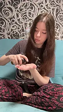 Kimi Ass online show from 10, 6, 2026