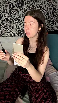 Kimi Ass online show from 20, 7, 2026