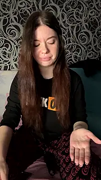Kimi Ass online show from 23, 7, 2026