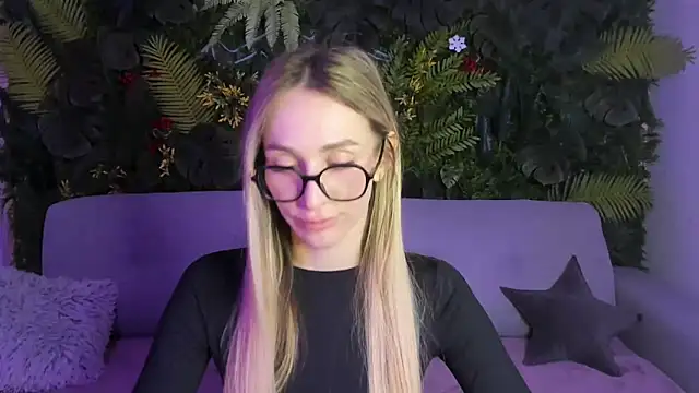 Horny Blond online show from 12, 3, 2026