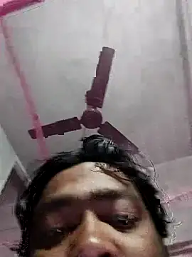 Young couple143 online show from 6, 3, 2025