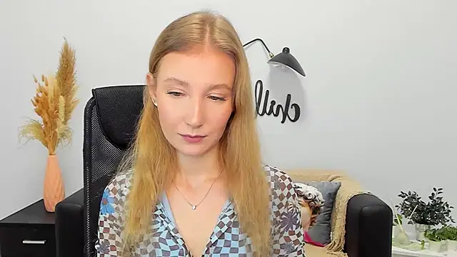 LolaWilsons online show from 22, 1, 2025