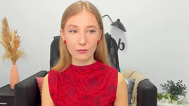 LolaWilsons online show from 24, 2, 2025