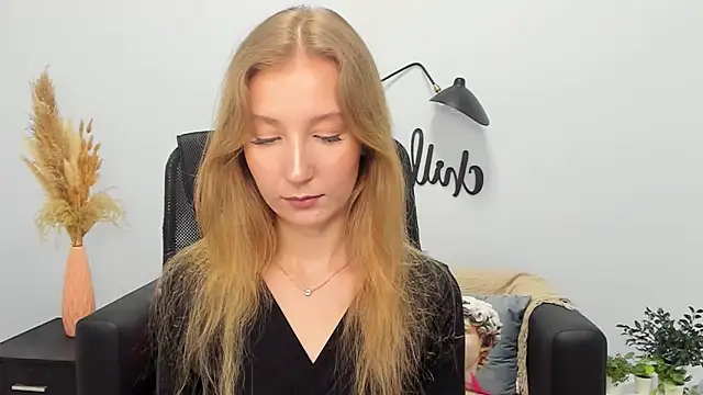 LolaWilsons online show from 6, 3, 2025