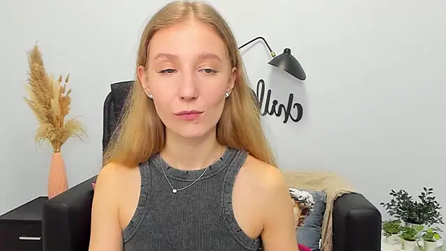 LolaWilsons online show from 10, 3, 2025