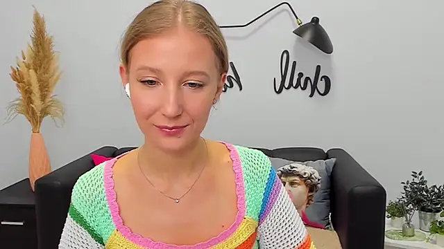 LolaWilsons online show from 3, 11, 2025