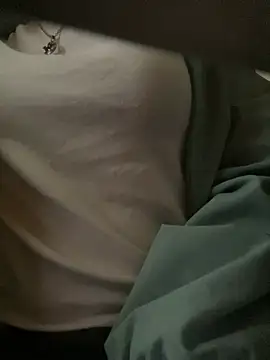 Tuongvy05 online show from 20, 1, 2025