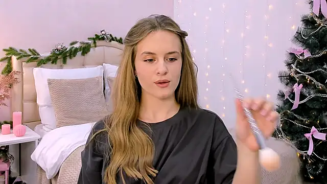 Snapshot of RozzitaBedberry chatting on 17, 1, 2025 RozzitaBedberry online show from 17, 1, 2025