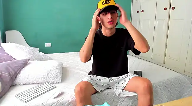 Chandler ken online show from 7, 1, 2025