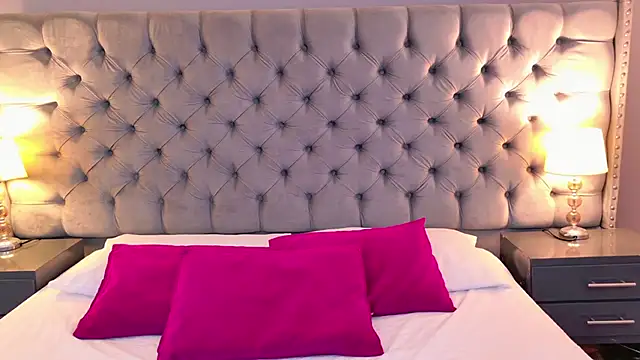 SamantaG online show from 7, 4, 2026