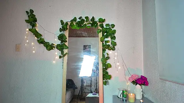 Snapshot of ari_kat chatting on 17, 1, 2025 ari kat online show from 17, 1, 2025