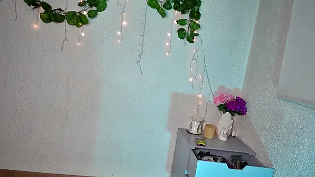 Snapshot of ari_kat chatting on 1, 2, 2025 ari kat online show from 1, 2, 2025