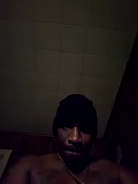 Snapshot of 007Giovani chatting on 15, 9, 2025 007Giovani online show from 15, 9, 2025