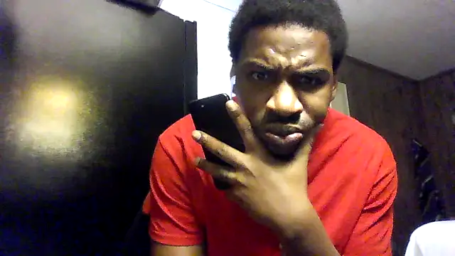 Snapshot of 007Giovani chatting on 22, 12, 2025 007Giovani online show from 22, 12, 2025