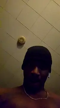 Snapshot of 007Giovani chatting on 12, 1, 2026 007Giovani online show from 12, 1, 2026