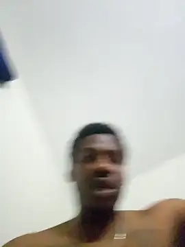 Snapshot of 007Giovani chatting on 4, 3, 2026 007Giovani online show from 4, 3, 2026