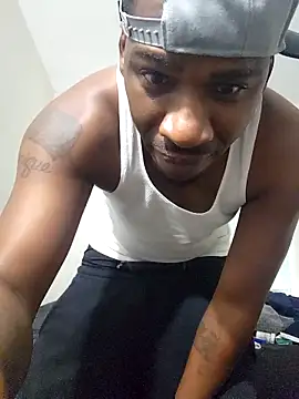 Snapshot of 007Giovani chatting on 10, 4, 2026 007Giovani online show from 10, 4, 2026