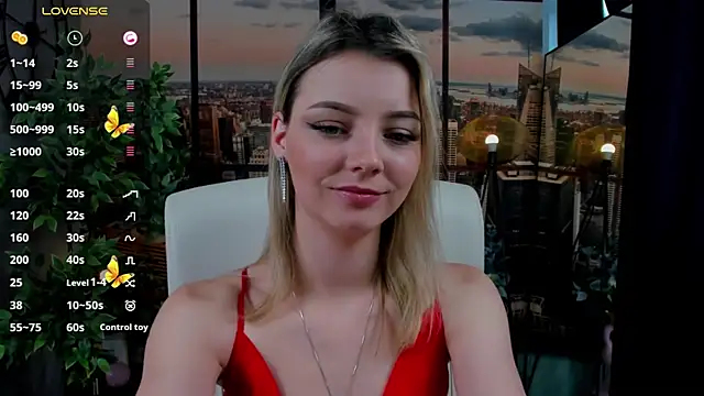 pretty little thing online show from 6, 12, 2024