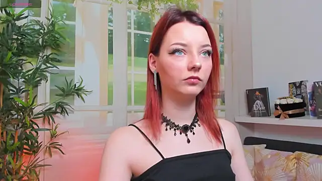 pretty little thing online show from 12, 2, 2025