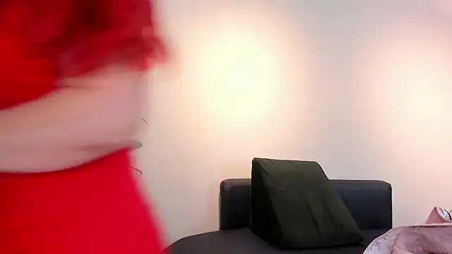 Snapshot of HannaBrave chatting on 20, 12, 2025 HannaBrave online show from 20, 12, 2025