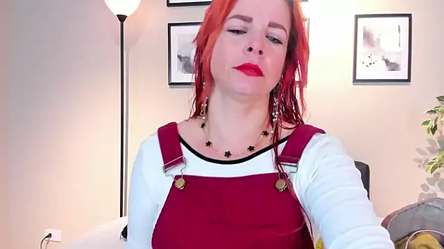 Snapshot of HannaBrave chatting on 12, 3, 2026 HannaBrave online show from 12, 3, 2026