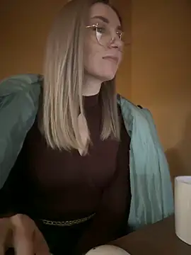 Crazy-Rosa online show from 7, 2, 2025