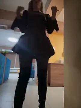 Crazy-Rosa online show from 8, 2, 2025