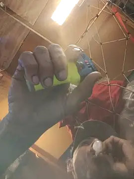 Snapshot of Gillygilly76 chatting on 5, 1, 2026 Gillygilly76 online show from 5, 1, 2026