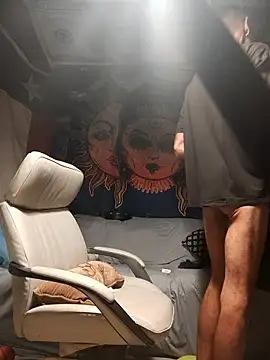 Snapshot of Gillygilly76 chatting on 8, 1, 2026 Gillygilly76 online show from 8, 1, 2026