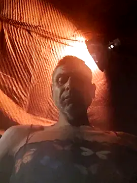 Snapshot of Gillygilly76 chatting on 13, 2, 2026 Gillygilly76 online show from 13, 2, 2026