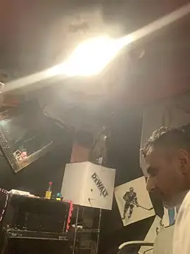 Snapshot of Gillygilly76 chatting on 11, 3, 2026 Gillygilly76 online show from 11, 3, 2026