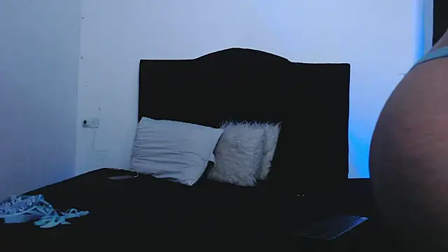 Jennifer Louisee online show from 13, 2, 2025